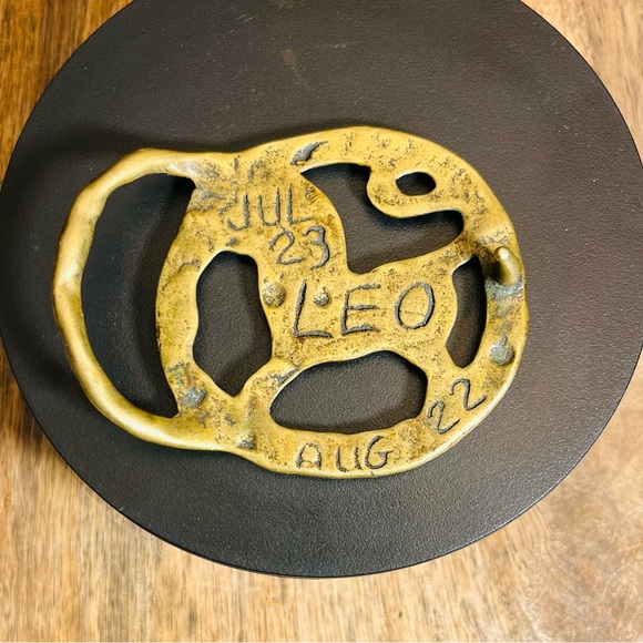 Vintage Hand Forged Brass LEO Zodiac Belt Buckle - Picture 6 of 8